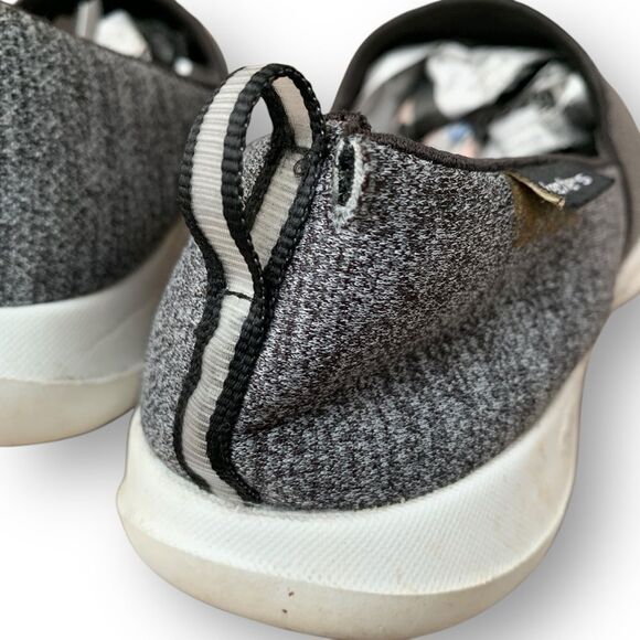 Skechers GogaMax Slip on Memory Foam Everyday Comfort Shoes Sneakers Size 9 - Picture 7 of 12